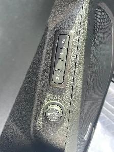 2020 Chevrolet Equinox Premier AWD - Photo 20