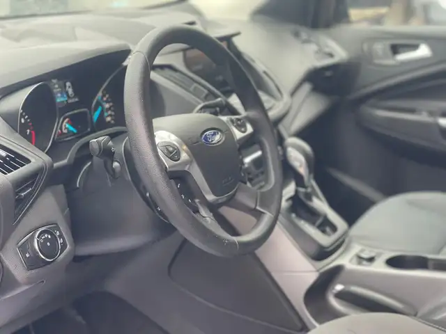 2014 Ford Escape SE - Photo 9