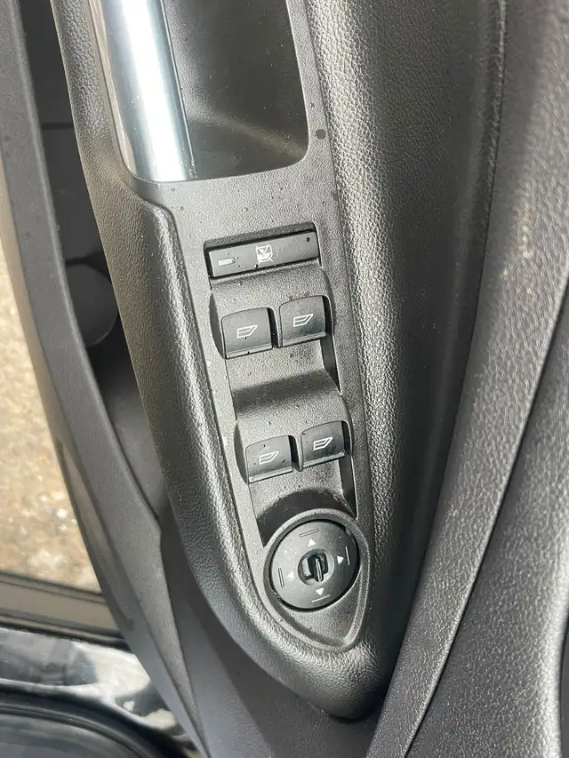 2014 Ford Escape SE - Photo 14