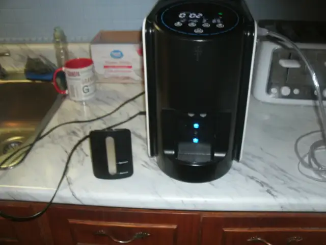 OXYGEN CONCENTRATOR - Photo 4