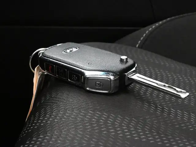 2022 Kia Sportage LX Call 902-466-9550 Apple Carplay/Android Aut - Photo 5