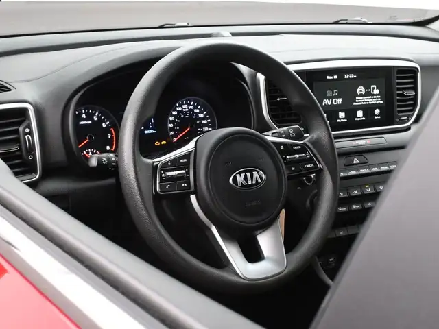 2022 Kia Sportage LX Call 902-466-9550 Apple Carplay/Android Aut - Photo 6