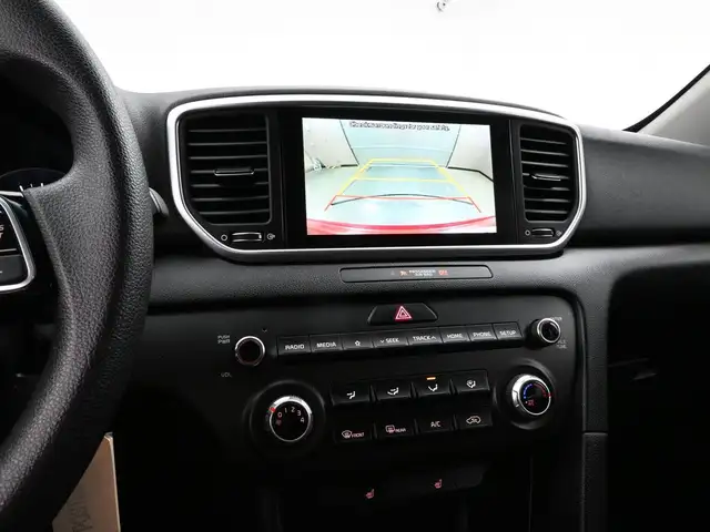 2022 Kia Sportage LX Call 902-466-9550 Apple Carplay/Android Aut - Photo 11