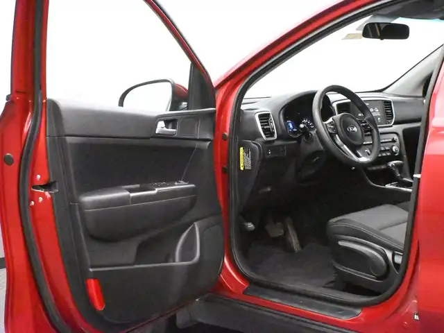 2022 Kia Sportage LX Call 902-466-9550 Apple Carplay/Android Aut - Photo 19