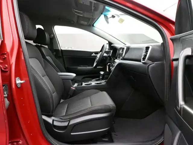 2022 Kia Sportage LX Call 902-466-9550 Apple Carplay/Android Aut - Photo 28