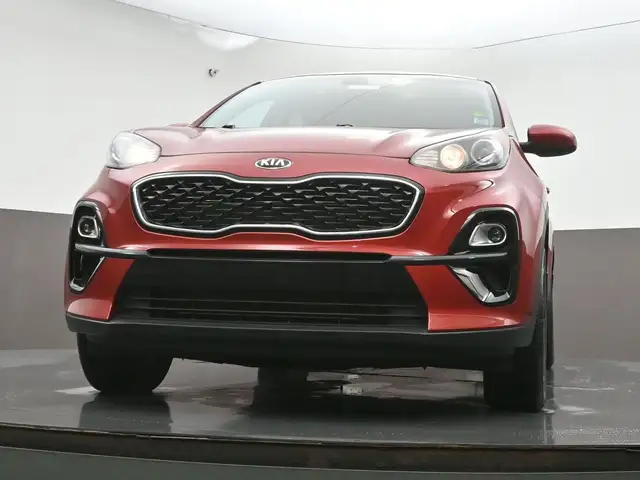 2022 Kia Sportage LX Call 902-466-9550 Apple Carplay/Android Aut - Photo 38