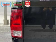 2014 Ram 1500 ST | 5.7 V8 | NO ACCIDENTS | REAR CAMERA | - Photo 11