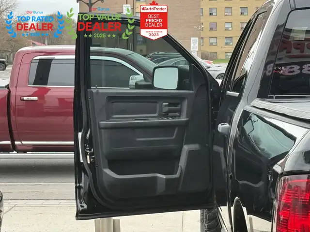 2014 Ram 1500 ST | 5.7 V8 | NO ACCIDENTS | REAR CAMERA | - Photo 13