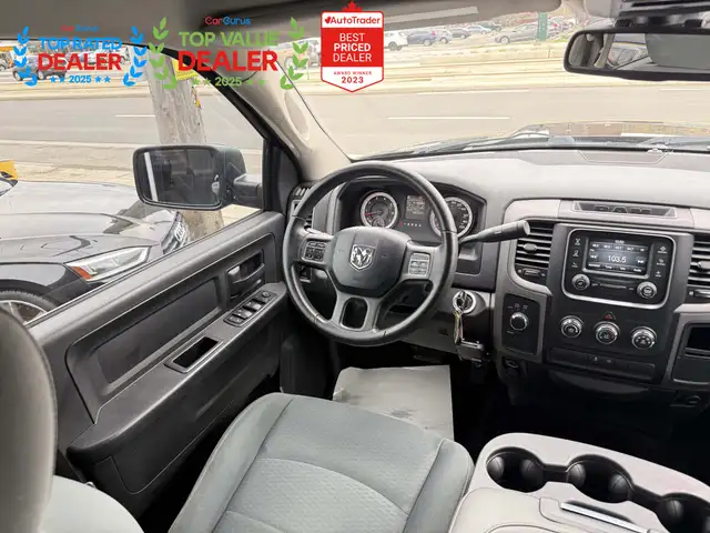 2014 Ram 1500 ST | 5.7 V8 | NO ACCIDENTS | REAR CAMERA | - Photo 15