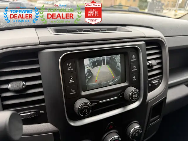 2014 Ram 1500 ST | 5.7 V8 | NO ACCIDENTS | REAR CAMERA | - Photo 22