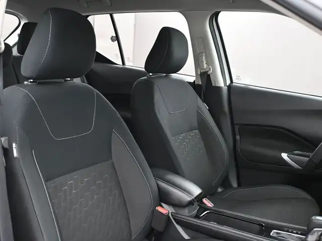 2024 Nissan Kicks SV ANDROID AUTO/ APPLE CARPLAY, FACTORY REMOTE - Photo 24