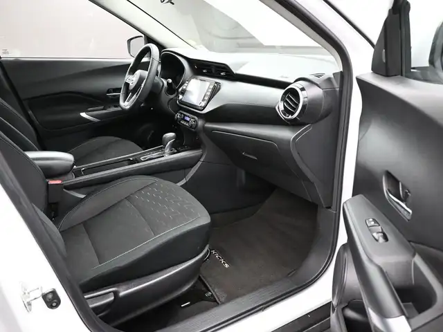 2024 Nissan Kicks SV ANDROID AUTO/ APPLE CARPLAY, FACTORY REMOTE - Photo 26
