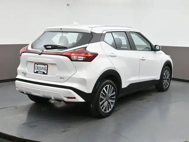 2024 Nissan Kicks SV ANDROID AUTO/ APPLE CARPLAY, FACTORY REMOTE - Photo 30