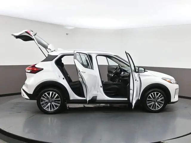 2024 Nissan Kicks SV ANDROID AUTO/ APPLE CARPLAY, FACTORY REMOTE - Photo 48