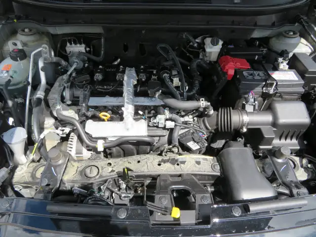 2025 Nissan Kicks Play SV FWD - Photo 17