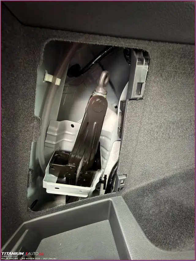 2023 Nissan Rogue Platinum AWD-BOSE-HUD-Pano Roof-360Camera-GPS- - Photo 52