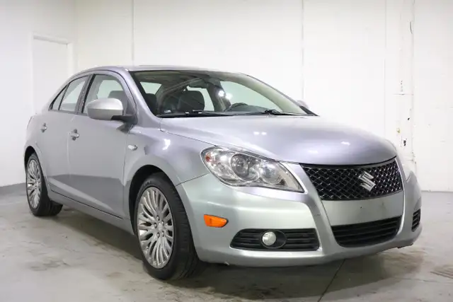 2011 Suzuki Kizashi S - Photo 8
