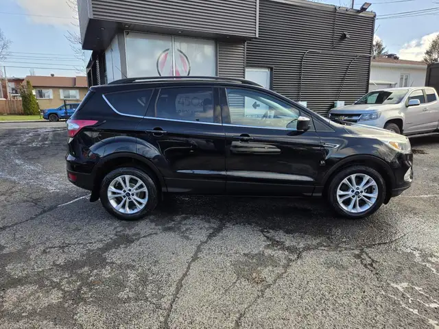 Ford Escape SE 2017 SE AWD BAS KILO MAGS - Photo 9