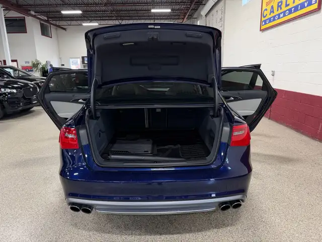2013 Audi S6 quattro 4.0T VERY RARE FIND - Photo 9
