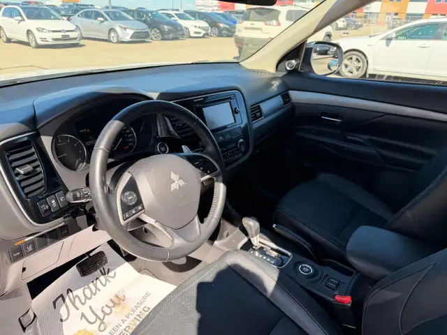 2015 Mitsubishi Outlander GT : 7 Passenger, Well Serviced - Photo 8