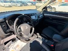 2015 Mitsubishi Outlander GT : 7 Passenger, Well Serviced - Photo 8