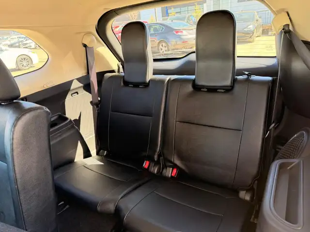 2015 Mitsubishi Outlander GT : 7 Passenger, Well Serviced - Photo 12