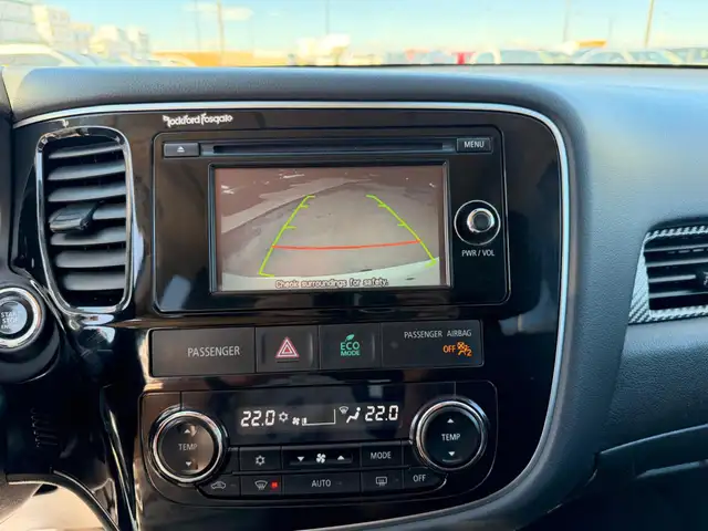 2015 Mitsubishi Outlander GT : 7 Passenger, Well Serviced - Photo 15