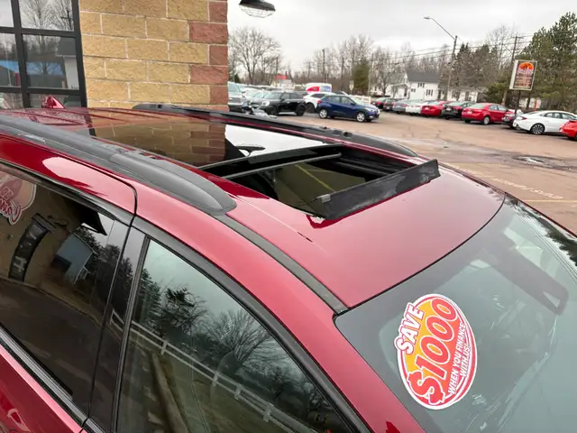 2021 Chrysler Pacifica Touring L Panoramic Sunroof! Remote St... - Photo 8