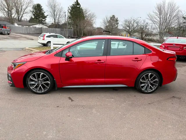 2020 Toyota Corolla SE Sunroof! Remote Starter! Backup Cam! - Photo 4
