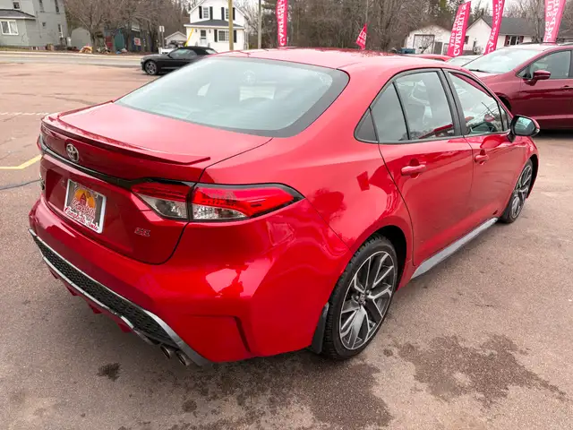 2020 Toyota Corolla SE Sunroof! Remote Starter! Backup Cam! - Photo 6