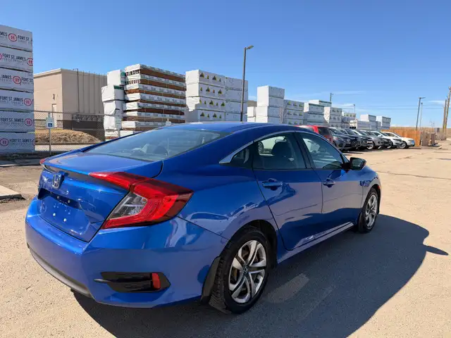 2017 Honda Civic Sedan LX : Low Mileage, No Reported Accidents - Photo 4