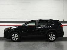2024 Toyota RAV4 LE No Accident Radar Cruise Lane Assist Blind S - Photo 9