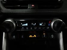 2024 Toyota RAV4 LE No Accident Radar Cruise Lane Assist Blind S - Photo 19