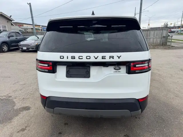 2017 Land Rover Discovery HSE, 7 PASSENGER, WELL SERVICED, LOADE - Photo 3