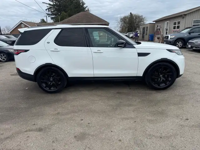 2017 Land Rover Discovery HSE, 7 PASSENGER, WELL SERVICED, LOADE - Photo 5