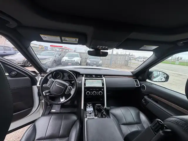 2017 Land Rover Discovery HSE, 7 PASSENGER, WELL SERVICED, LOADE - Photo 10