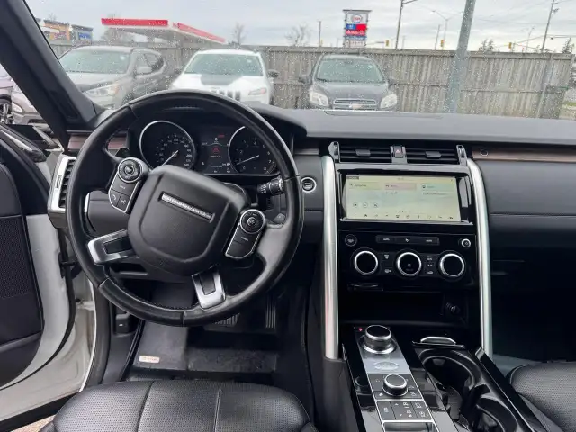 2017 Land Rover Discovery HSE, 7 PASSENGER, WELL SERVICED, LOADE - Photo 12