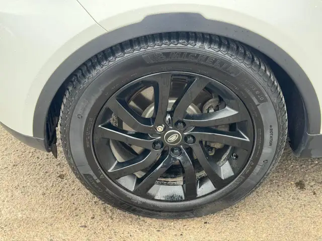 2017 Land Rover Discovery HSE, 7 PASSENGER, WELL SERVICED, LOADE - Photo 15