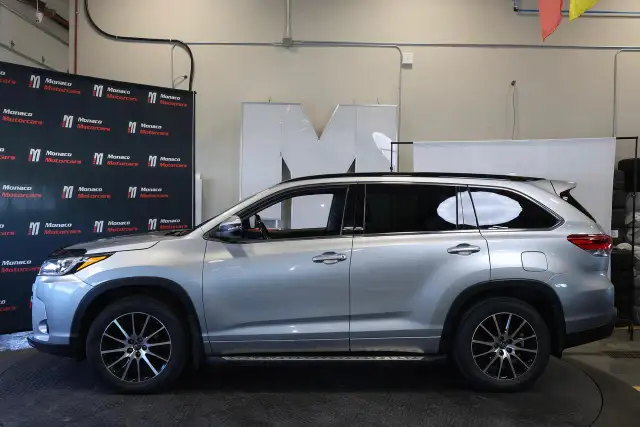2018 Toyota Highlander SE AWD - SUNROOF|NAVI|CAMERA|BLINDSPOT - Photo 3