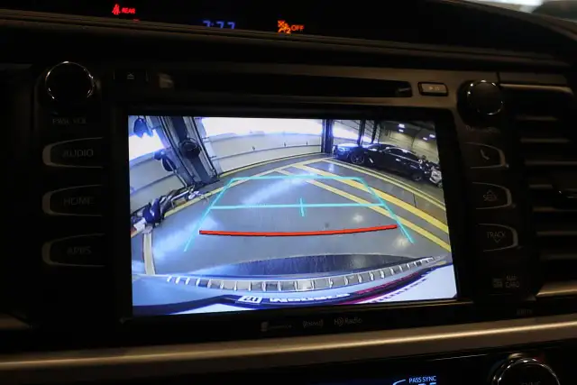 2018 Toyota Highlander SE AWD - SUNROOF|NAVI|CAMERA|BLINDSPOT - Photo 16