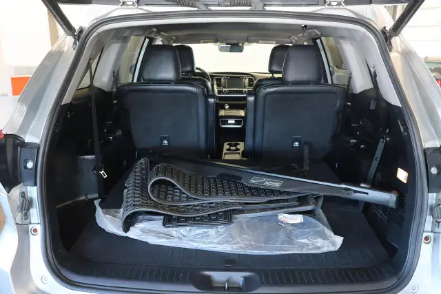 2018 Toyota Highlander SE AWD - SUNROOF|NAVI|CAMERA|BLINDSPOT - Photo 18