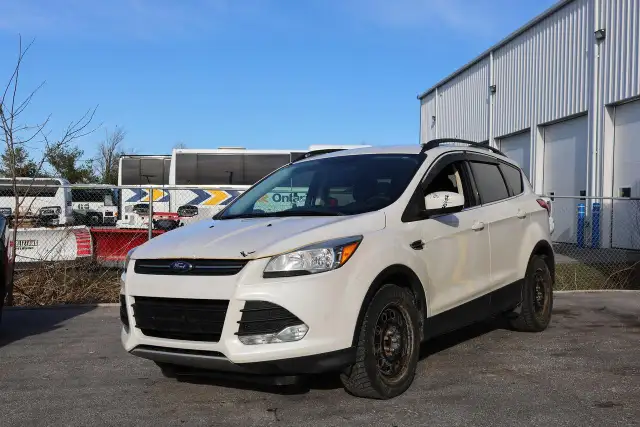 2015 Ford Escape SE - AS IS AS TRADED  SPRING SPECIAL