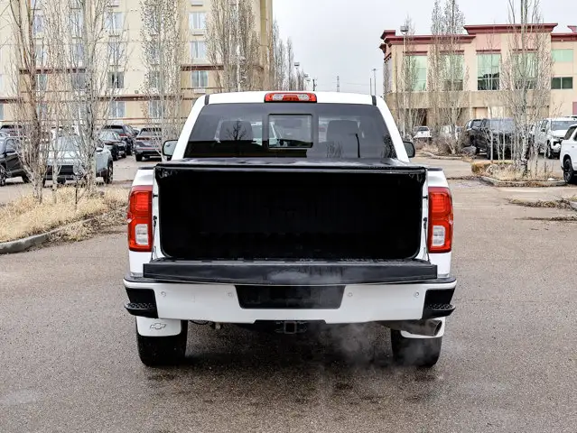 2017 Chevrolet Silverado 1500 LTZ 5.3L - Photo 15