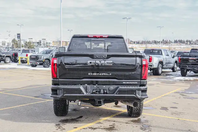 2026 GMC Sierra 3500HD Denali Ultimate - Photo 7