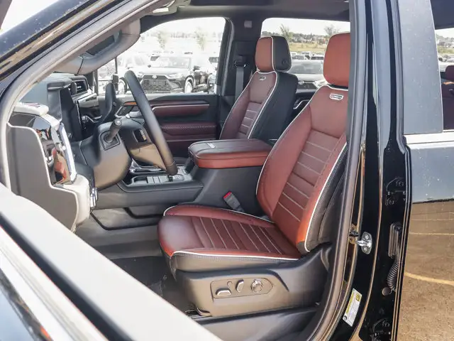 2026 GMC Sierra 3500HD Denali Ultimate - Photo 15