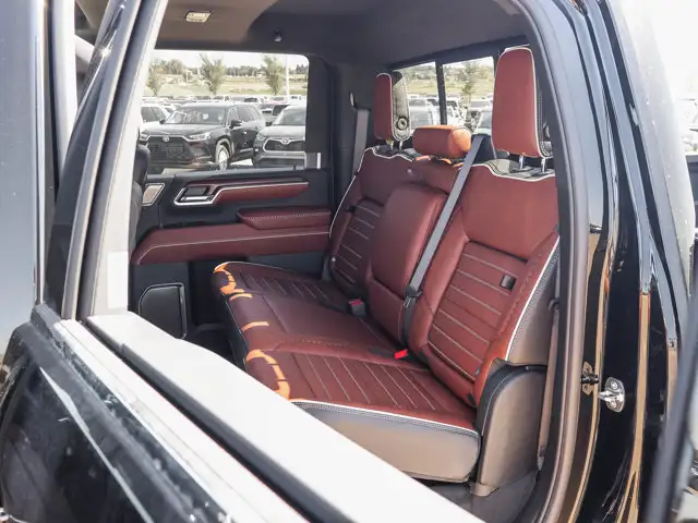 2026 GMC Sierra 3500HD Denali Ultimate - Photo 16