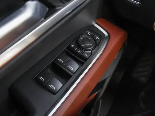 2026 GMC Sierra 3500HD Denali Ultimate - Photo 20