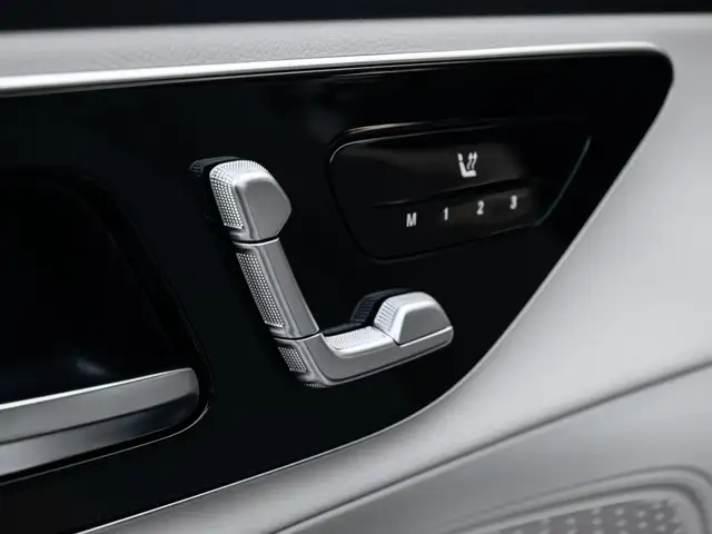 2023 Mercedes-Benz GLC-Class GLC 300|NAV|SUNROOF|HEATED SEATS|CR - Photo 14