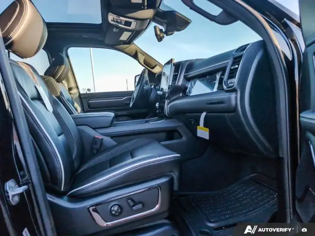 2026 Ram 1500 Limited | A/T Tires | 3M | Demo Special | Head-Up - Photo 26