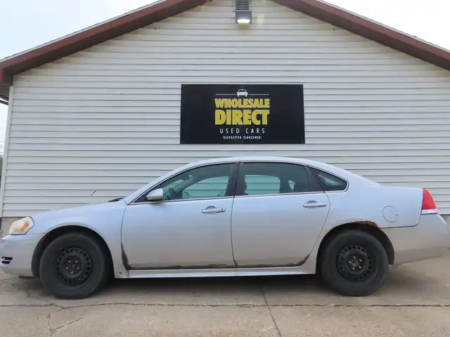 2011 Chevrolet Impala LS - Photo 3